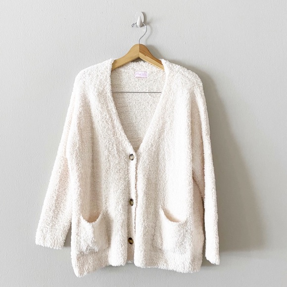 Pink Lily Sweaters - PINK LILY fuzzy cardigan sweater